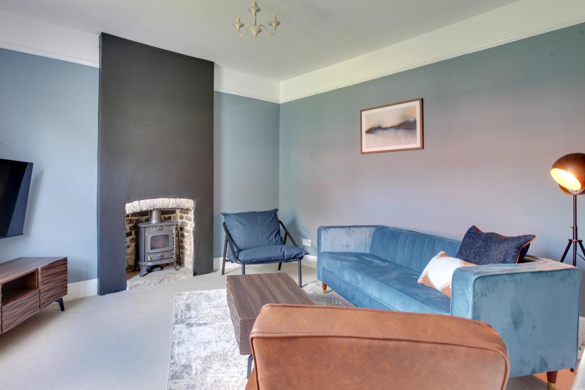Cosy 3 Bedroom House With Free Parking And Wifi Colchester Exterior photo