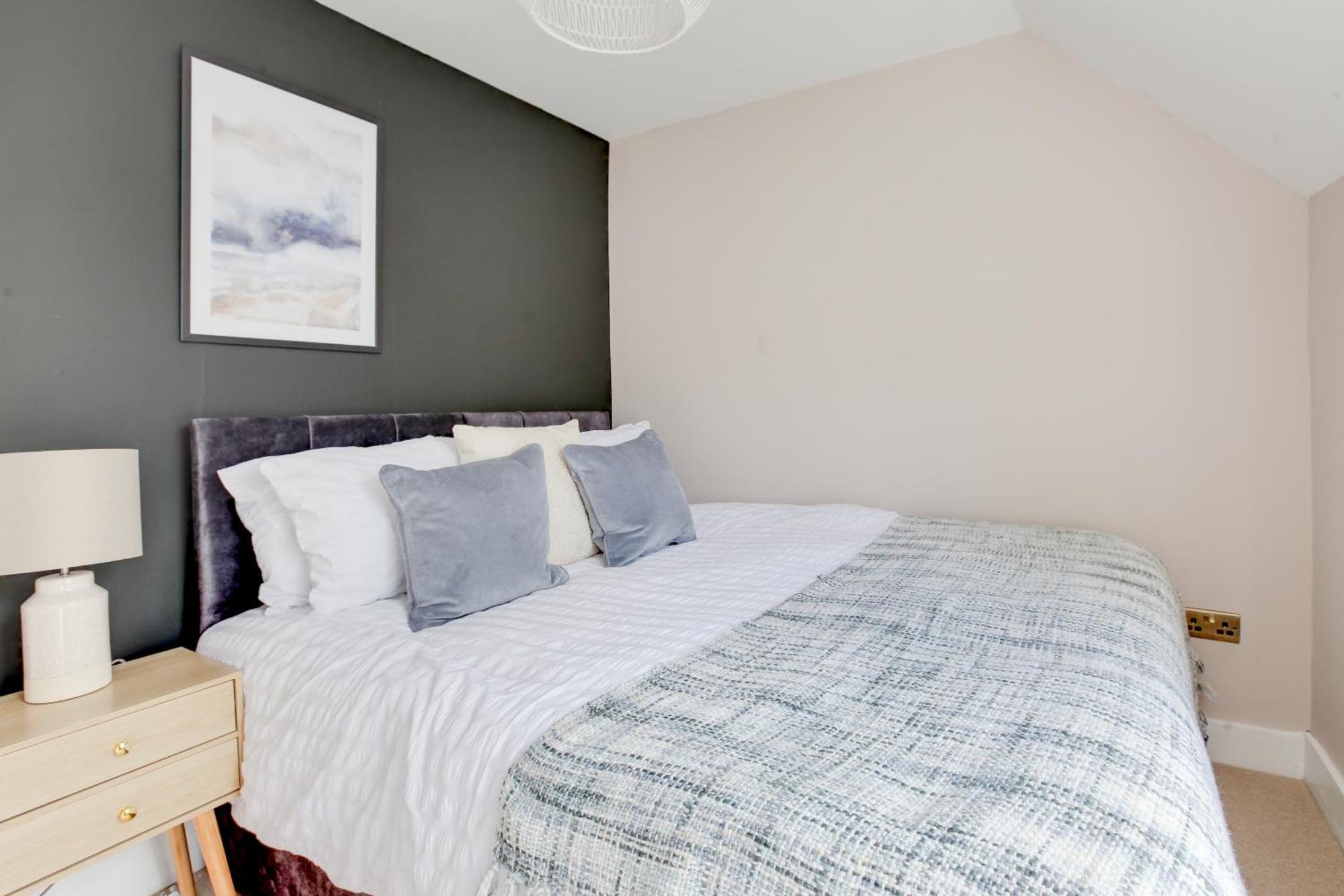 Cosy 3 Bedroom House With Free Parking And Wifi Colchester Exterior photo